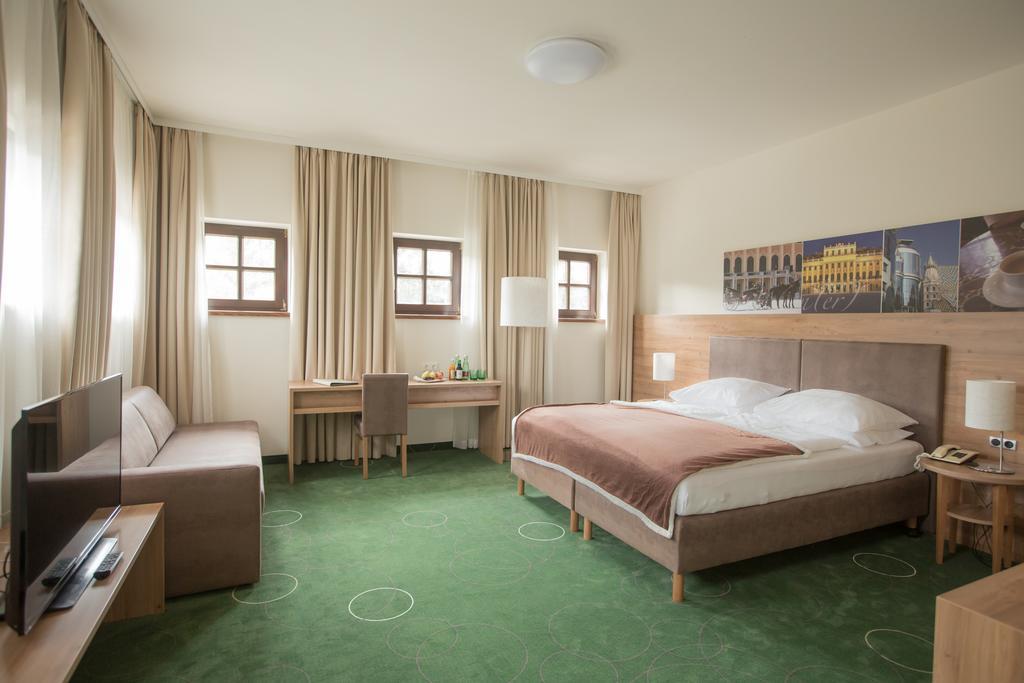 Seminarhotel Lengbachhof Gmbh Altlengbach Bagian luar foto
